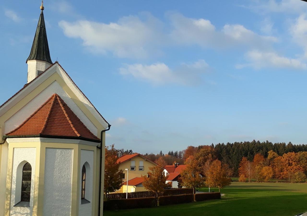 Landhof Sedlmair Apartamento Gilching Exterior foto
